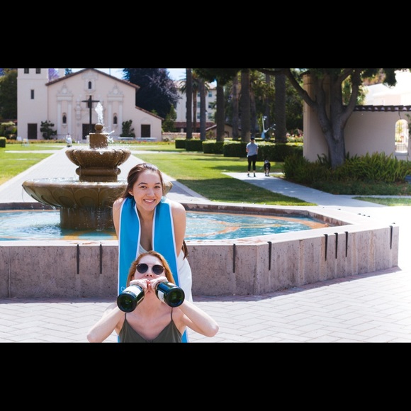 Meet your Posher, Jasmine - Picture 3 of 6